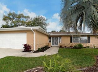 6716 Keystone Dr, Sarasota, FL 34231