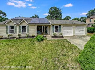 1 Weymouth Dr, Howell, NJ 07731