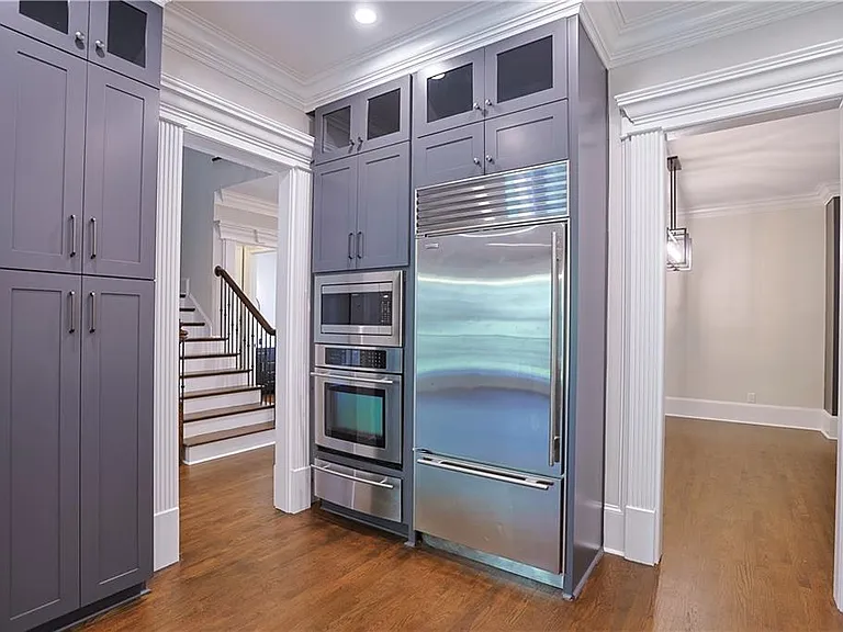 1294 Lenox Park Blvd — Photo 16
