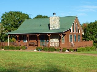 204 Wade Rd, Dugspur, VA 24325