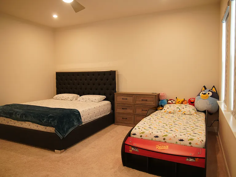 4709 Cypress Tree Ln — Photo 21