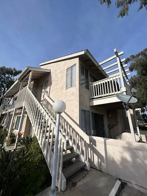 3 bed, 1116 sqft, $3,250 — Photo 1