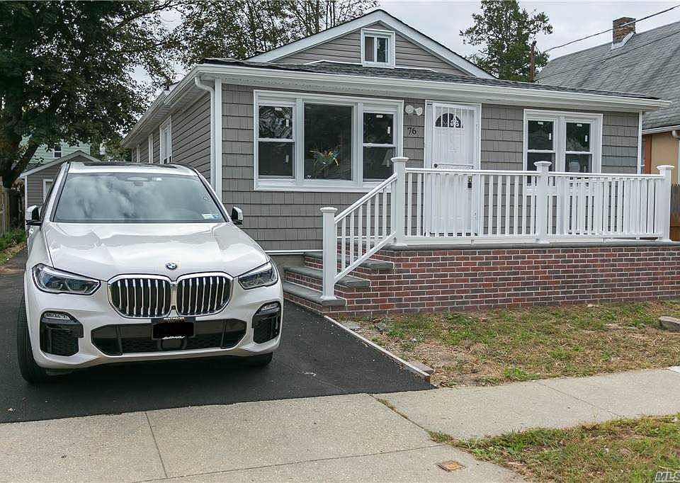 1st image of 76 E Pennywood Ave