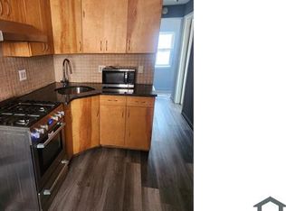 445 Beach 68th St #1R, Arverne, NY 11692