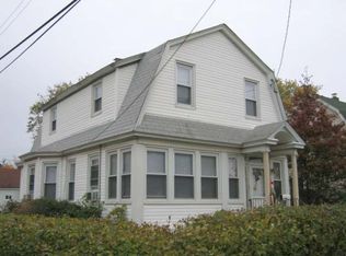 25 Prospect Ave, East Rockaway, NY 11518