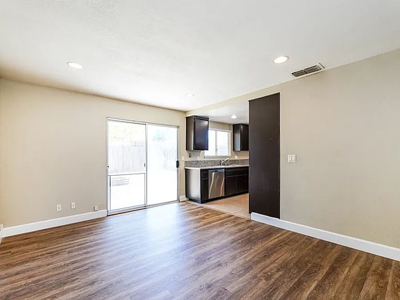 3rd image of 8288 Florintown Way
