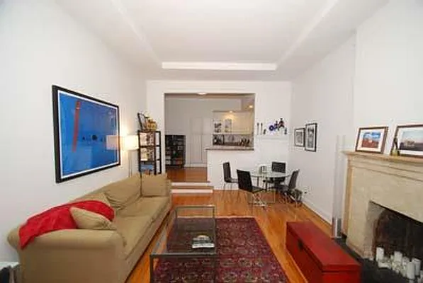 Rented by Buchbinder & Warren | media 7