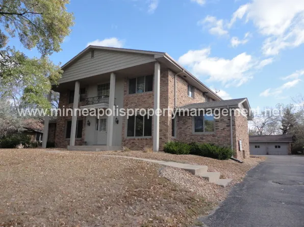 4 Plex in Convenient Edina Location