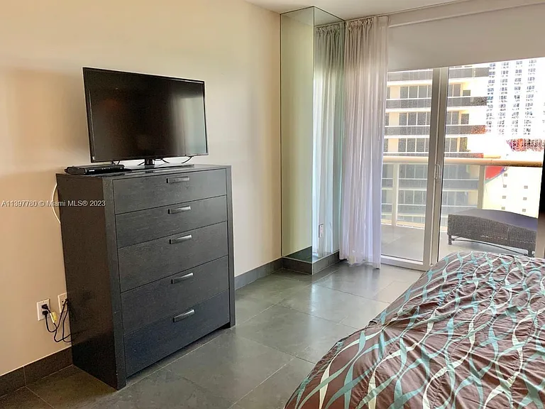 1830 S Ocean Dr #1610 — Photo 18