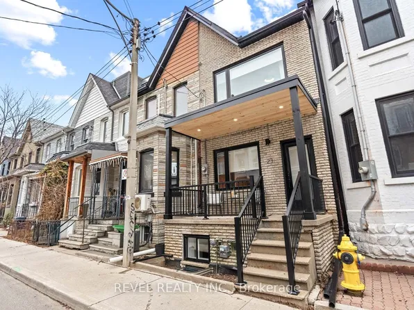 23 Manning Ave, Toronto, ON M6J 2K3