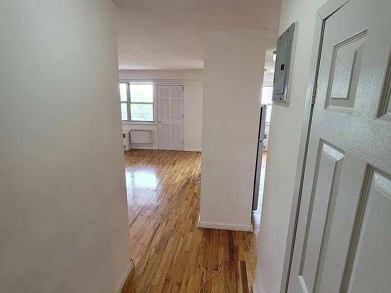 2015 Bruckner Blvd #A6 — Photo 6