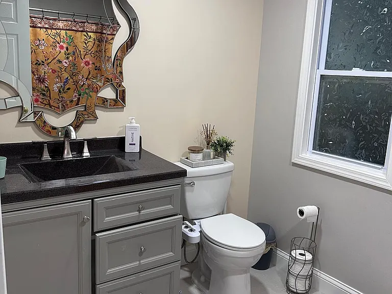 6742 Lamphere St — Photo 11