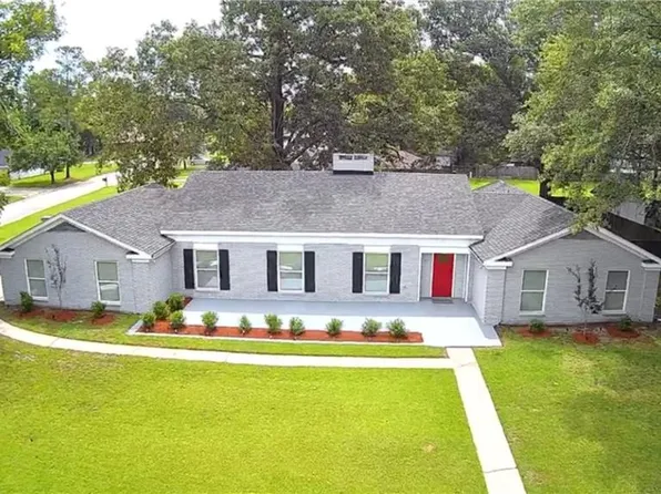 519 Marilyn Dr, Mandeville, LA 70448