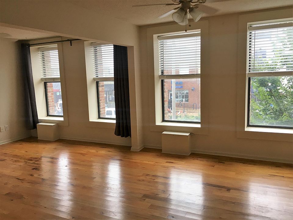 Spacious bedroom