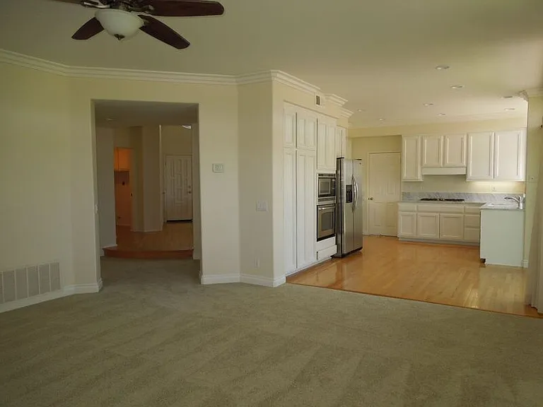32084 Paseo Parallon — Photo 17