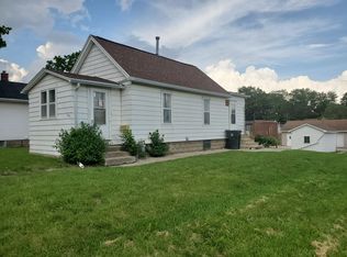 1239 Englewood Ave, Waterloo, IA 50701