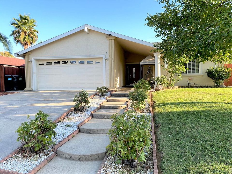 1st image of 8588 Fairlawn Ct