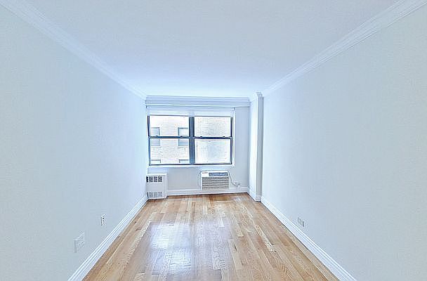 1st image of 210 W 89th St APT 8c