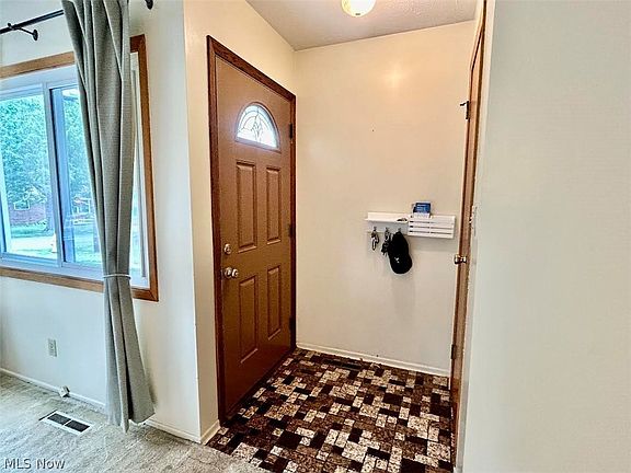 2nd image of 207 Brittigan Cir