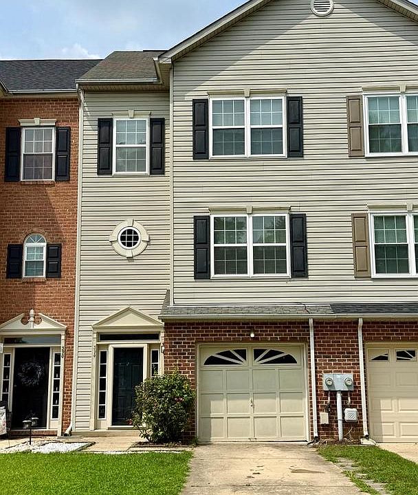 1st image of 394 Cambridge Pl