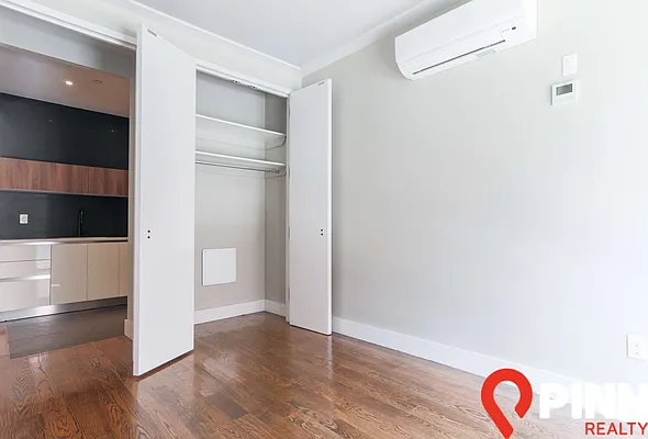 Rented by Pinn Realty | media 11