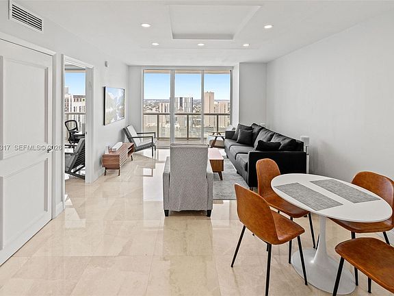 2nd image of 50 Biscayne Blvd APT 4405