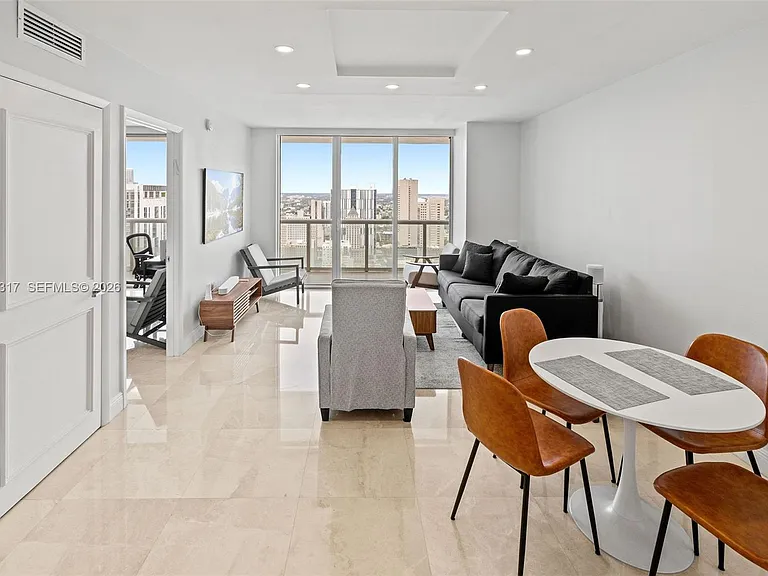 50 Biscayne Blvd #4405 — Photo 2