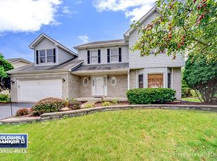 2805 Mapleside Ct, Aurora, IL 60502