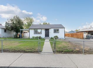 1006 W Pearl St, Pasco, WA 99301