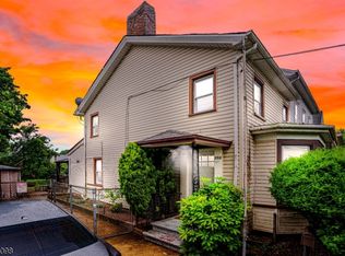 352 Seminary Ave, Rahway, NJ 07065