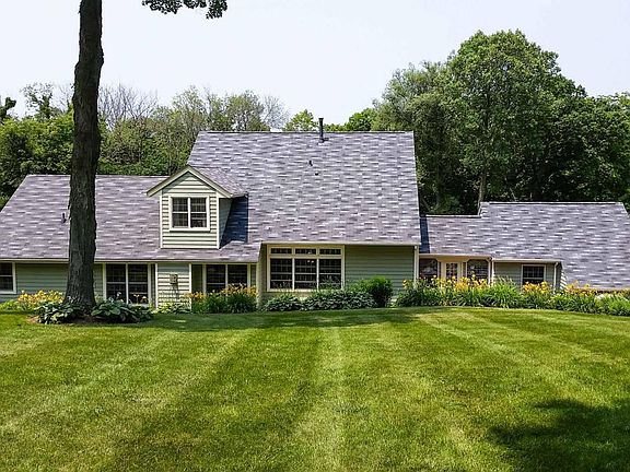 4th image of W3479 Wildwood Dr