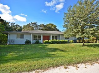 1271 E Keyway Rd, Englewood, FL 34223