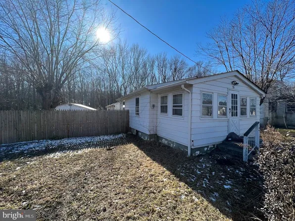 70 Perkintown Rd, Pedricktown, NJ 08067
