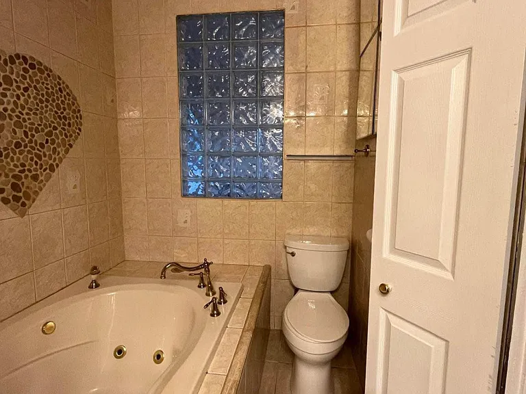 437 S Main St #2 — Photo 9