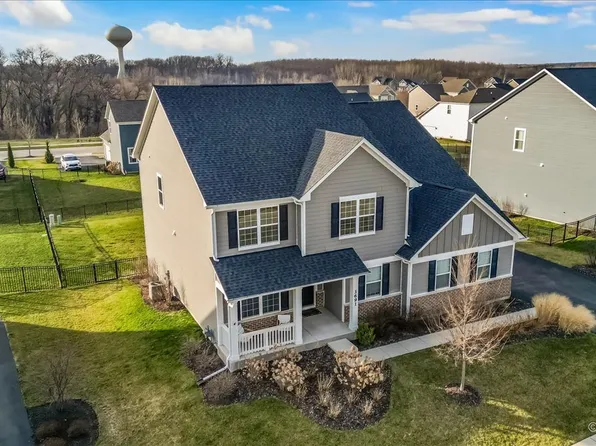 3691 Skyglade Dr, Elgin, IL 60124