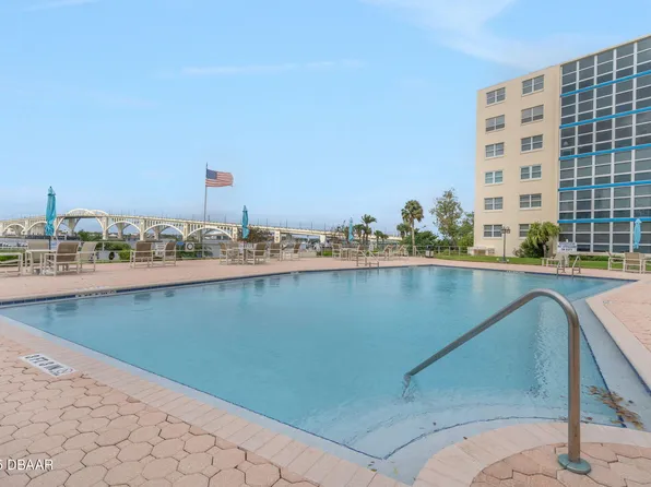 1224 S Peninsula Dr APT 621, Daytona Beach, FL 32118