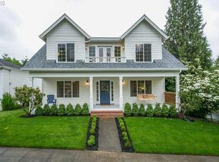 3704 SE Ogden St, Portland, OR 97202