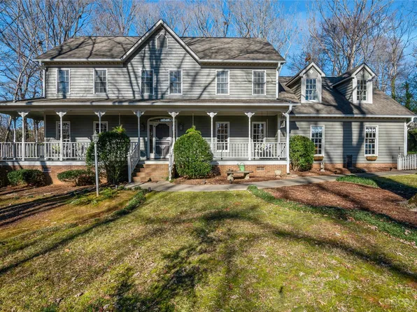 2313 Wedgewood Dr, Matthews, NC 28104