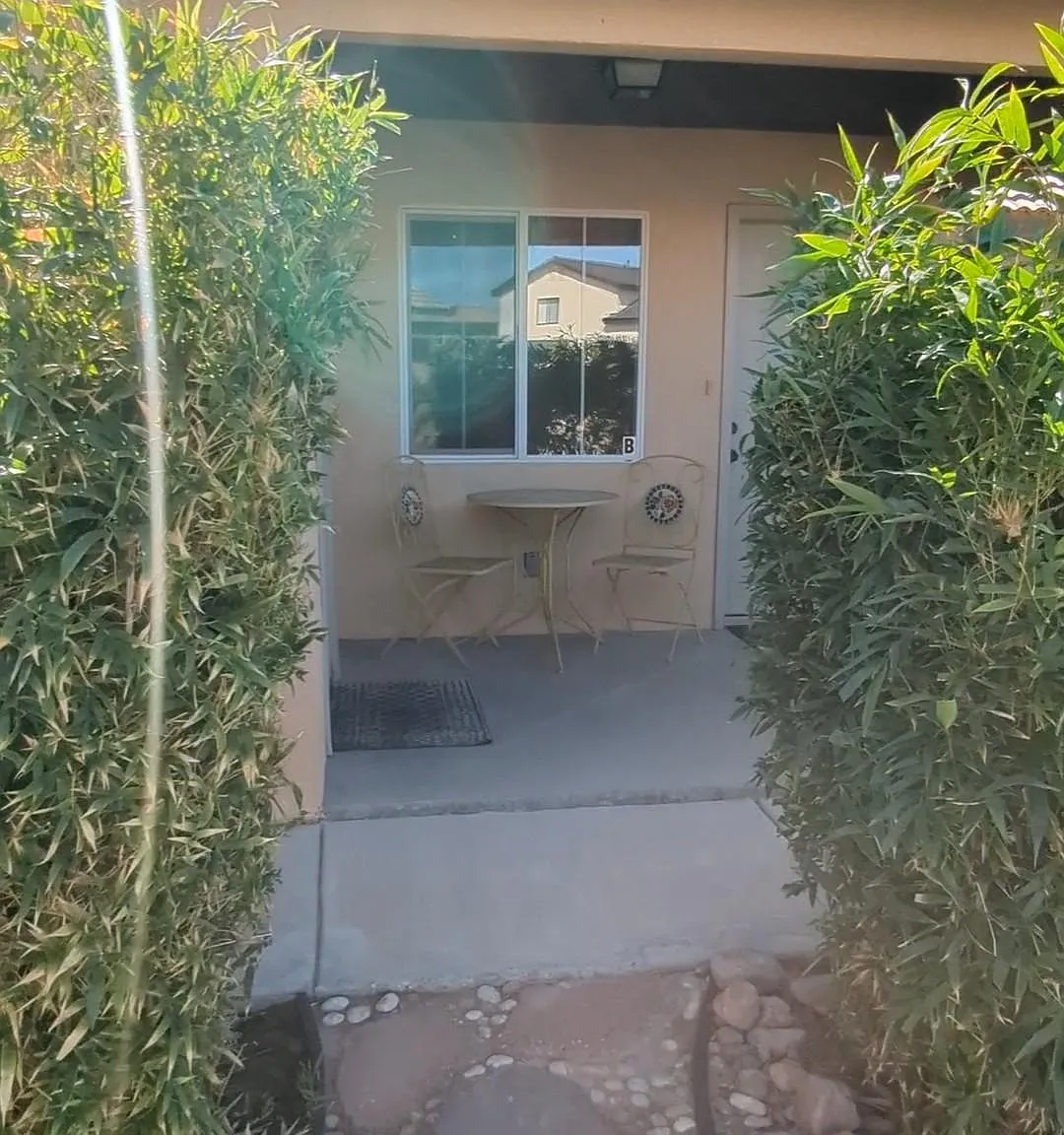2174 G Woo Ave — Photo 2