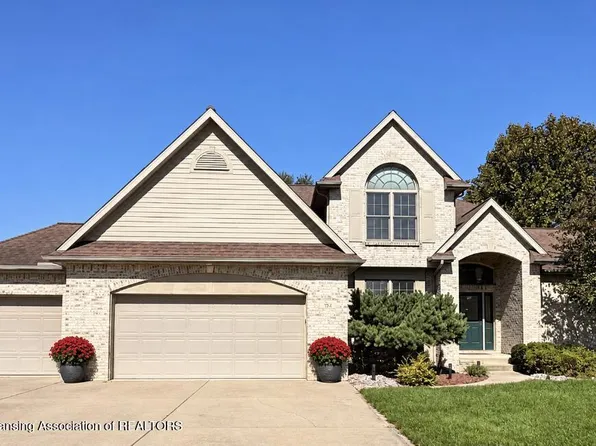 701 Drahner Dr, Eaton Rapids, MI 48827