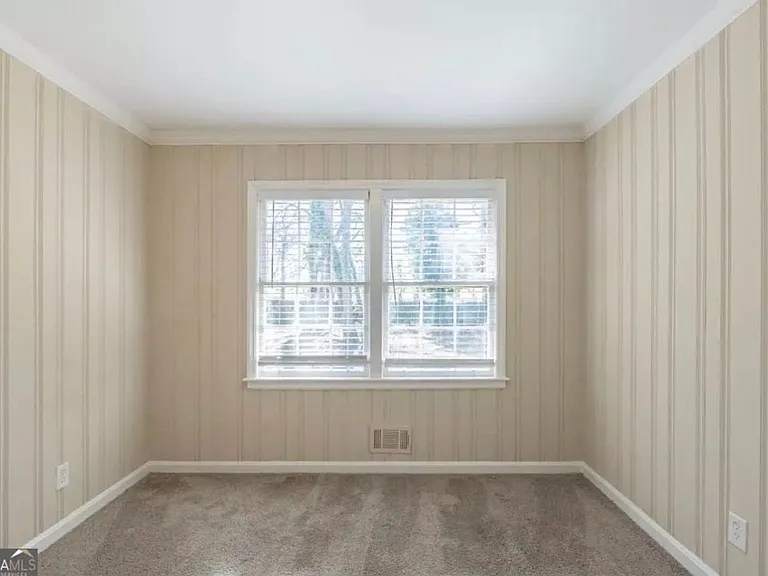 2833 Lynda Pl — Photo 15