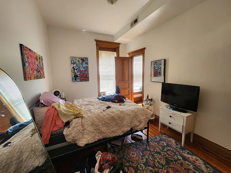 2404 W Superior St #3E — Photo 12