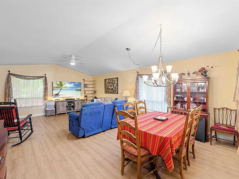 6809 SE Yorktown Dr — Photo 19