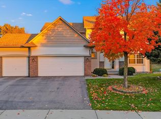 6449 Hedgecroft Ave S, Cottage Grove, MN 55016