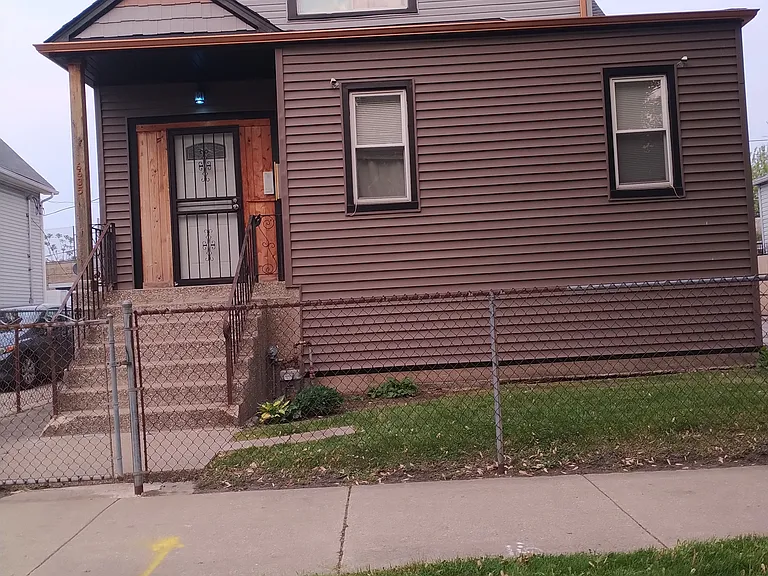6635 S Yale Ave — Photo 1