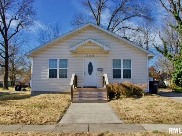 606 N Almond St, Carbondale, IL 62901