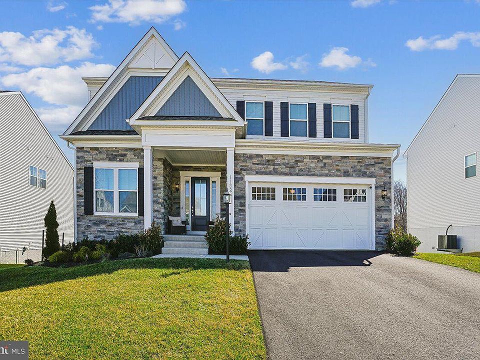 1st image of 11821 Arcari Dr