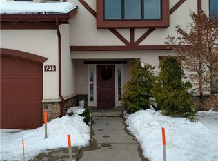 736 Legacy Dr #207, Lewiston, NY 14092