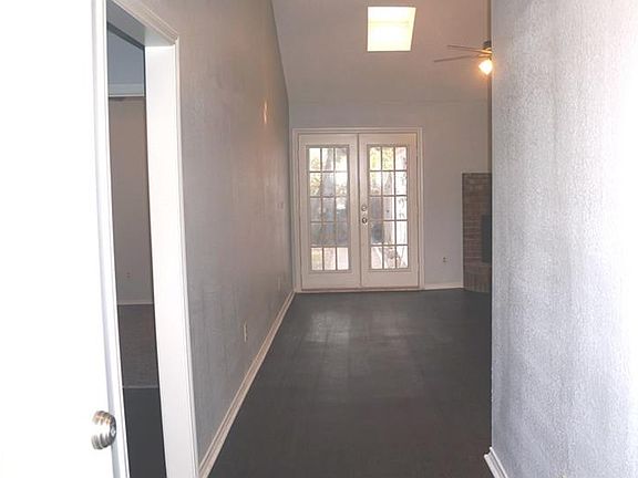 2nd image of 821 Witherspoon Ct