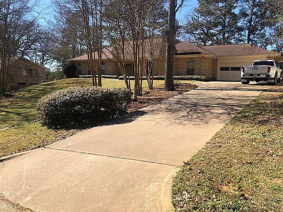 3rd image of 4111 Kenbrook Dr